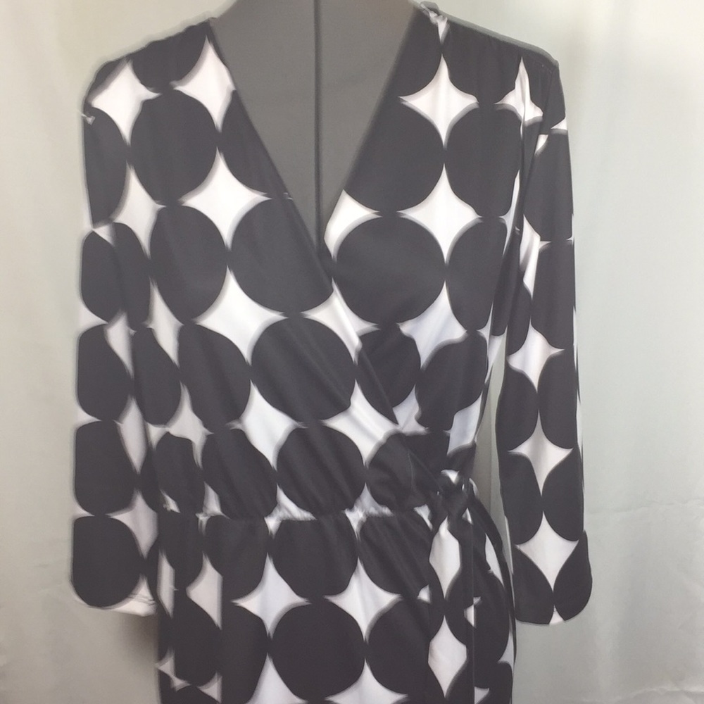 b.Boutique Dress Black & White Size Medium NWT